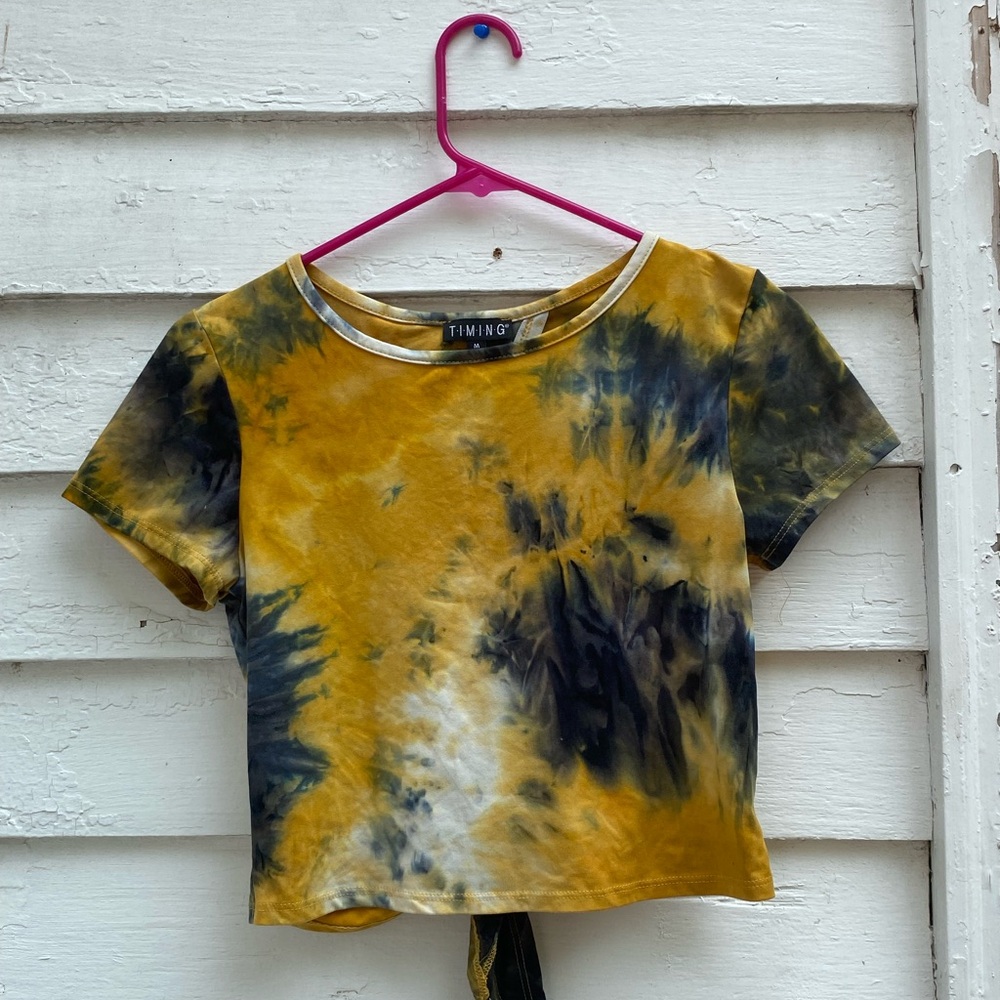 🏷️ Timing Kids Short Sleeve Tie-Dye Tee - Mustard and Charcoal Crop Top